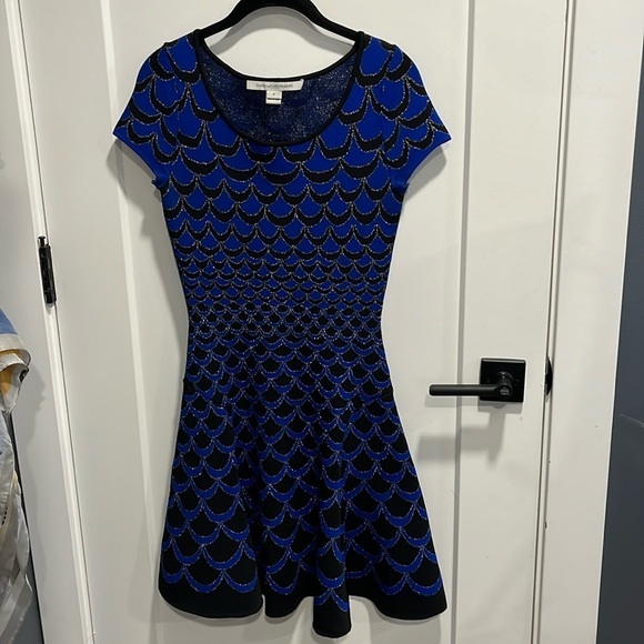 DVF Sparkly Sweater Dress Size Small Diane VonFurstenburg - Picture 2 of 12